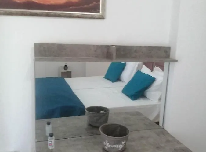 Elia's Maisonette Αργοστόλι
